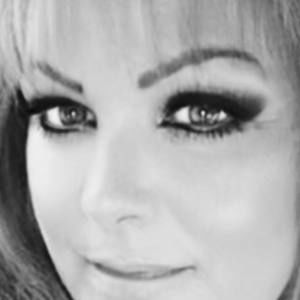 Meet your Posher, Shari